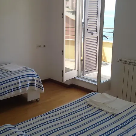Collegio Emiliani فندق مبيت وإفطار